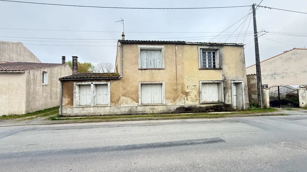 ENSEMBLE IMMOBILIER A COULON - Photo 1