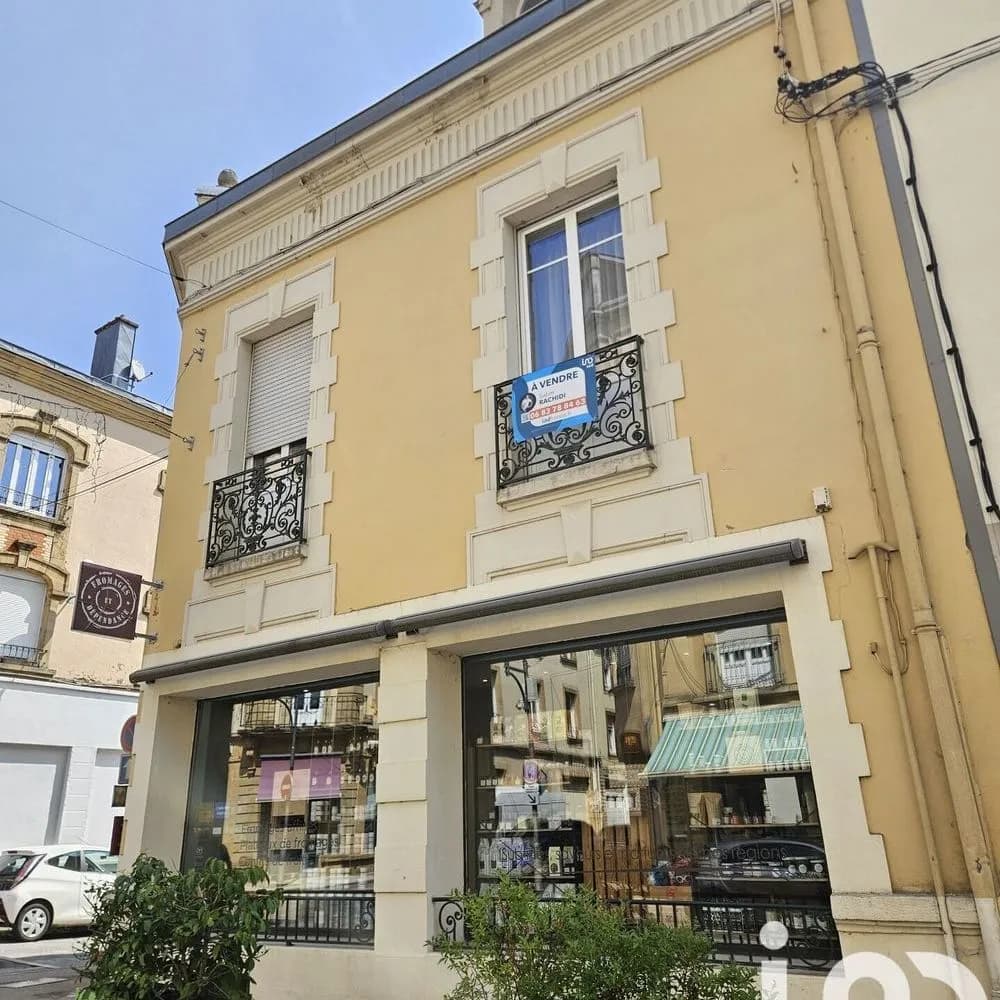 Immeuble 180 m² - Photo 1