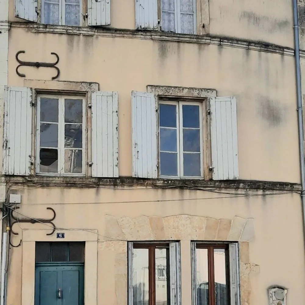 Immeuble 300 m² - Photo 1