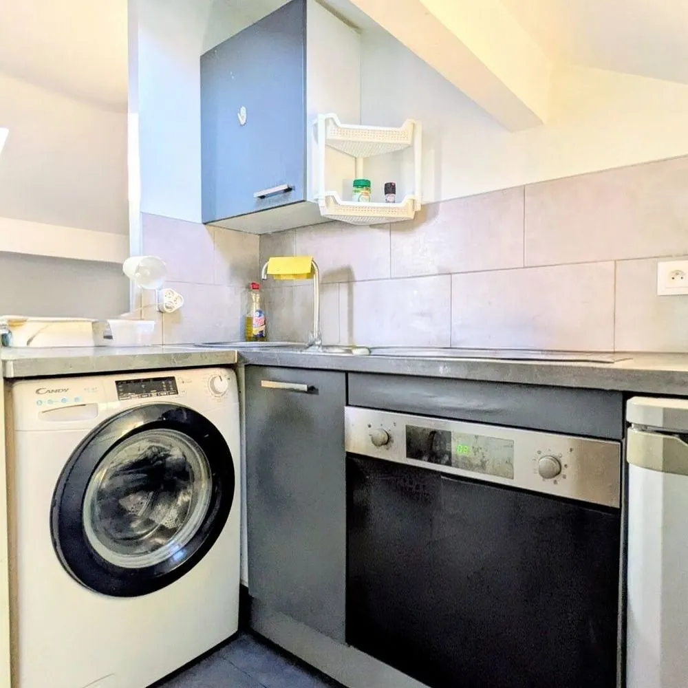 Immeuble 77 m² - Photo 1