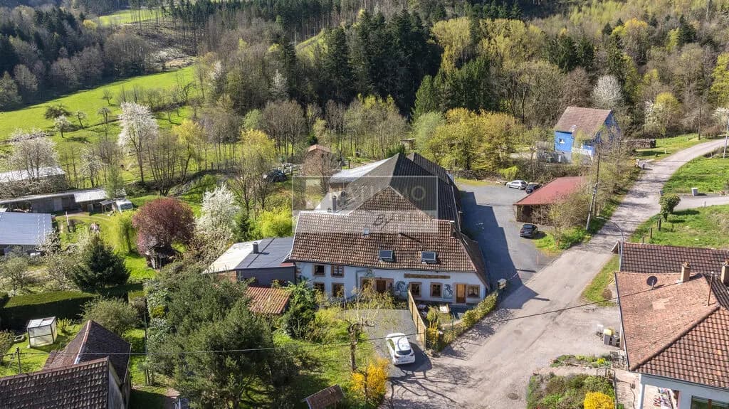 Ensemble immobilier à fort potentiel - Photo 1