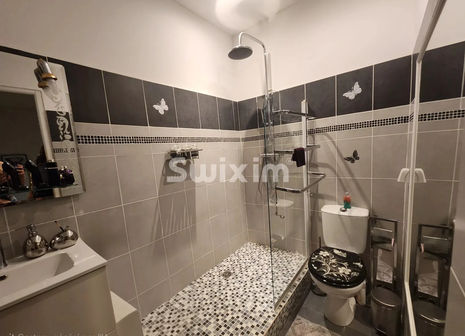 bel ensemble immobilier entièrement rénové et climatisé, idéalem - Photo 1