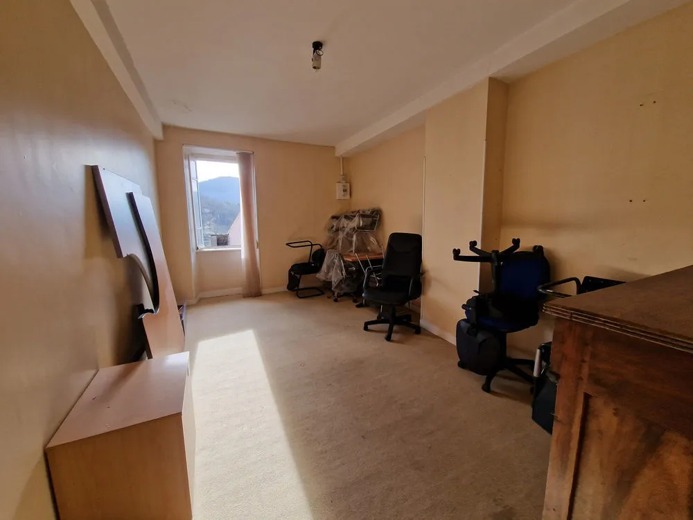 Immeuble - Photo 1