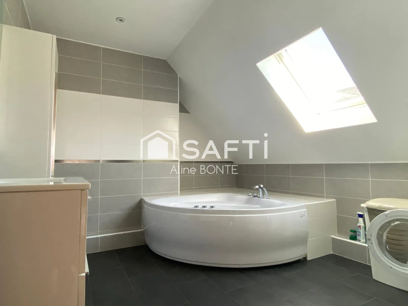 IMMEUBLE Mixte - Photo 1