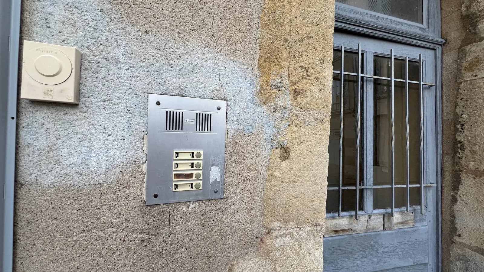 Annonce immobilière : Immeuble en centre-ville à Avallon - Photo 1