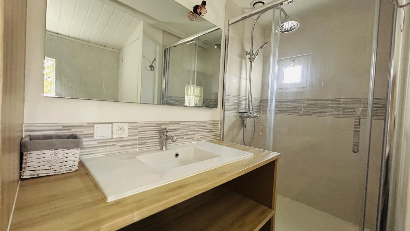 Immeuble - Photo 1