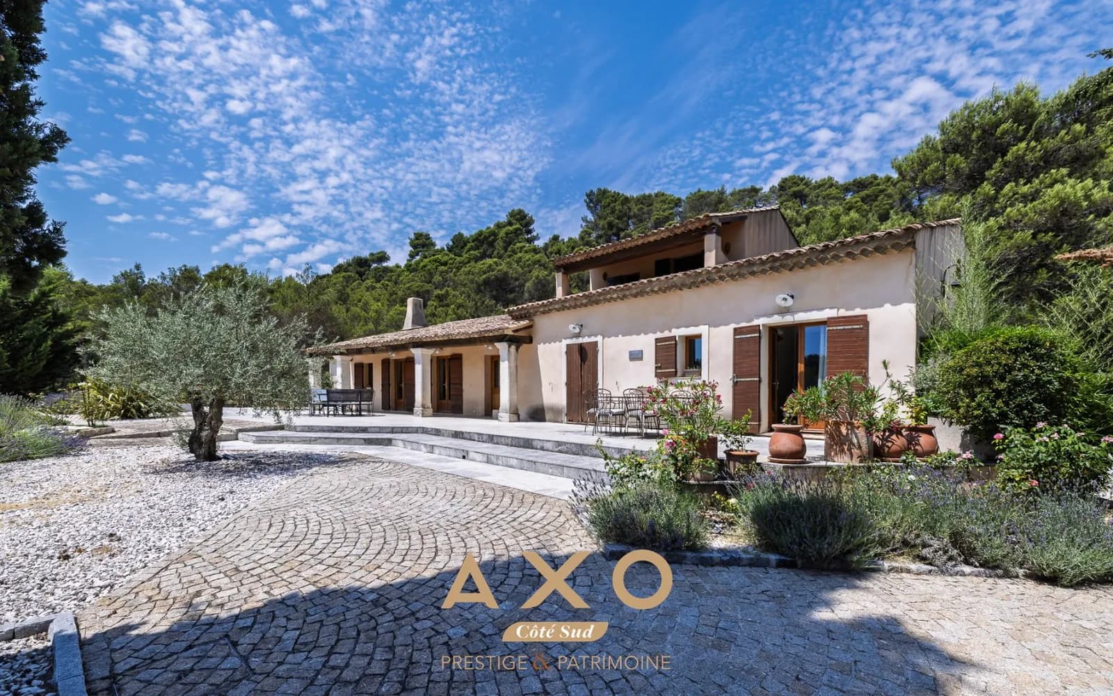 Ensemble Immobilier - Photo 1