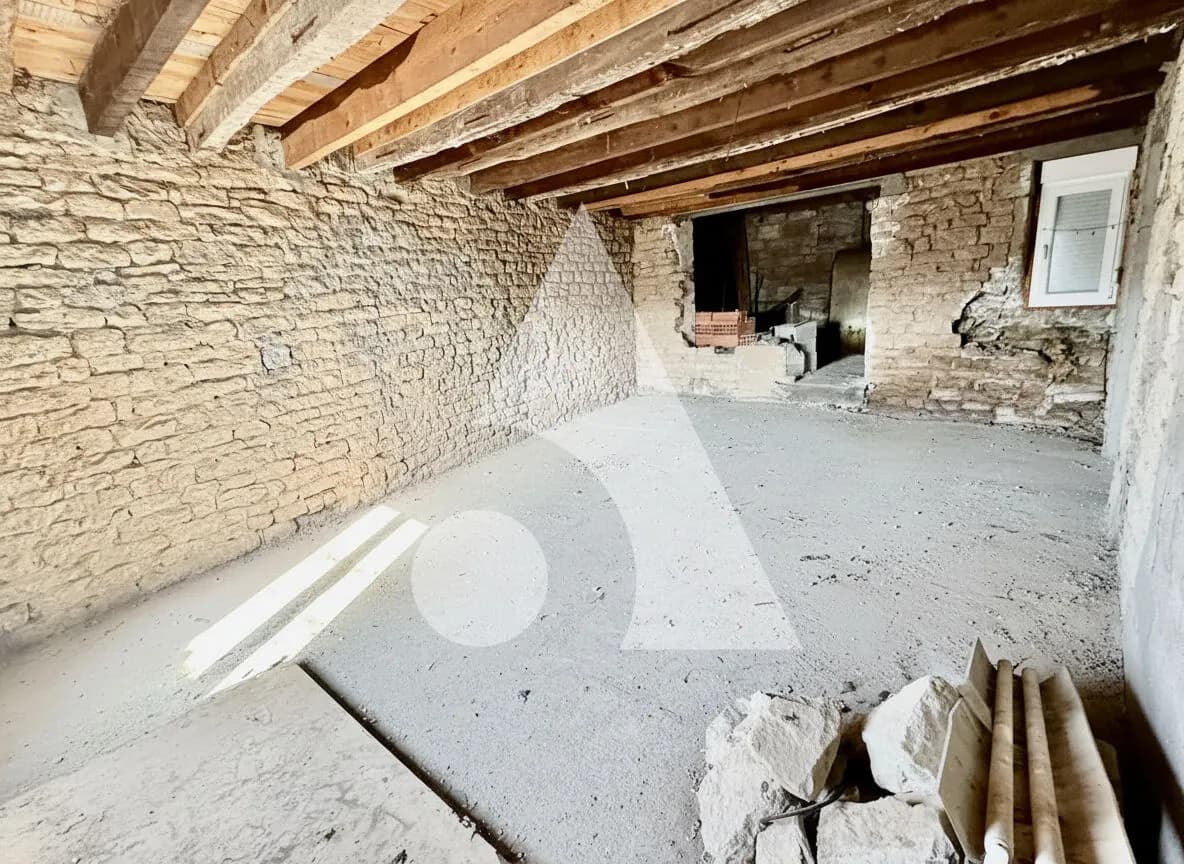 Immeuble 2 appartements 6 pièce(s) 200 m2 - Darney - Photo 1
