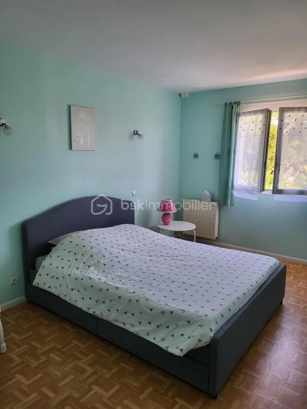 À SAISIR ENSEMBLE IMMOBILIER DE RAPPORT AVEC 2 APPARTEMENTS INDÉPENDANTS ET TERRAIN - Photo 1
