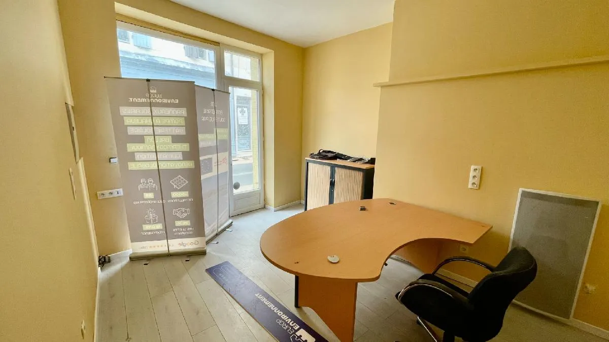 Immeuble - Photo 1