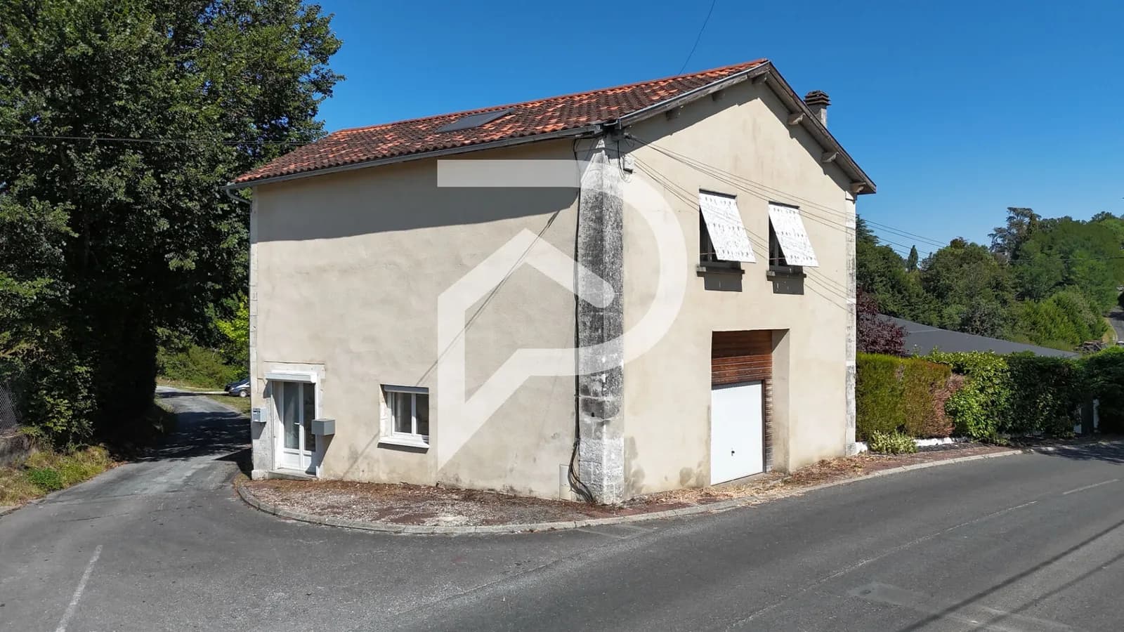 Immeuble de 2 appartements et garage Ribérac - Photo 1