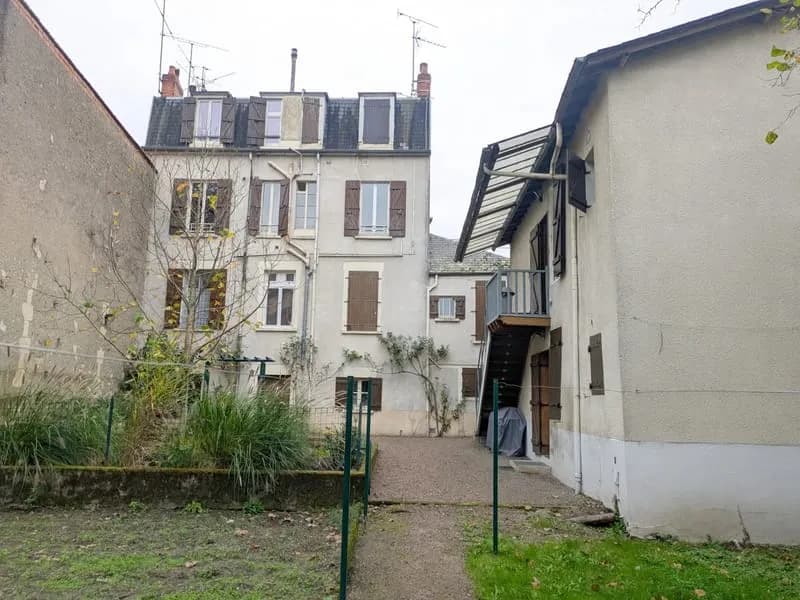 NEVERS CENTRE VILLE IMMEUBLE 7 APPARTEMENTS LOUES - Photo 1