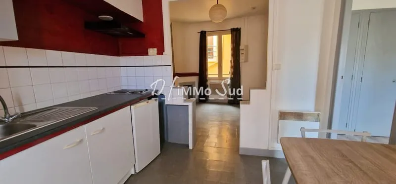 Immeuble de rapport composé de 6 appartements et 2 garages - Photo 1