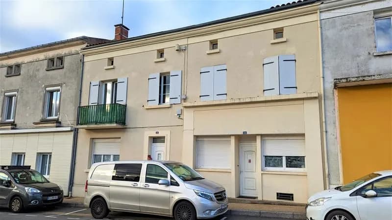 CERIZAY CENTRE - ENSEMBLE IMMOBILIER / IDEAL INVESTISSEURS - Photo 1