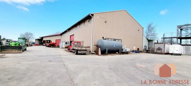 Immeuble industriel 3563 m² - Photo 1