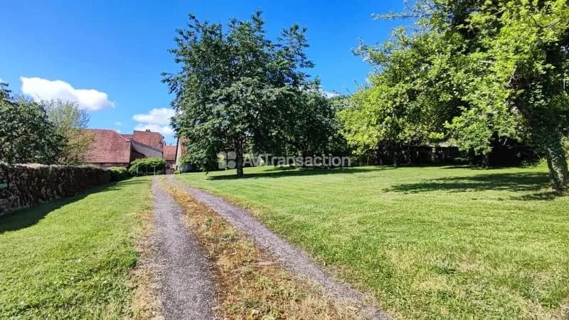 Ensemble immobilier et terrain consctuctible - Photo 1