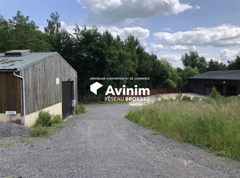 Immeuble industriel 1160 m² - Photo 1