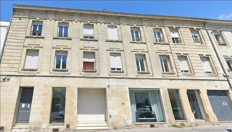 Immeuble 24 pièces 419 m² - Photo 1
