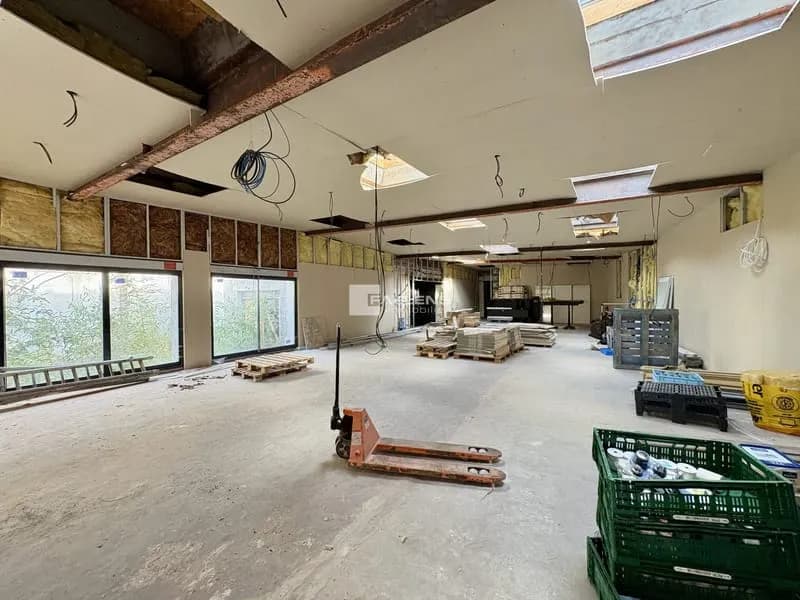 Immeuble industriel 388 m² - Photo 1