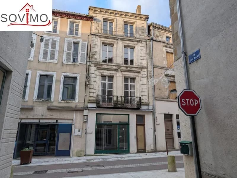 INVESTISSEMENT LOCATIF, IMMEUBLE AVEC PATIO ET 2 APPARTEMENTS - Photo 1