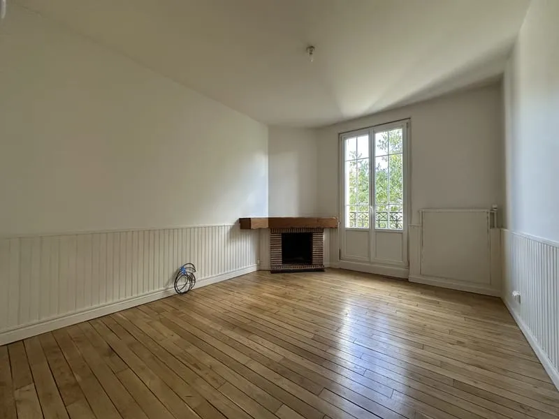 REIMS - Immeuble 2 locaux et 6 appartements secteur JEAN-JAURES - Photo 1
