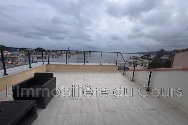 Immeuble de rapport 8 pièces 250 m² - Photo 1