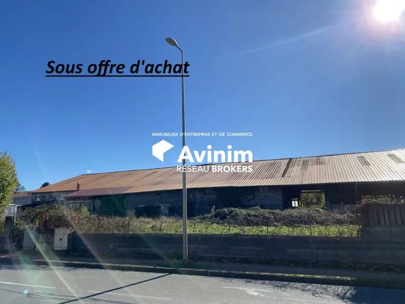 Immeuble industriel 260 m² - Photo 1