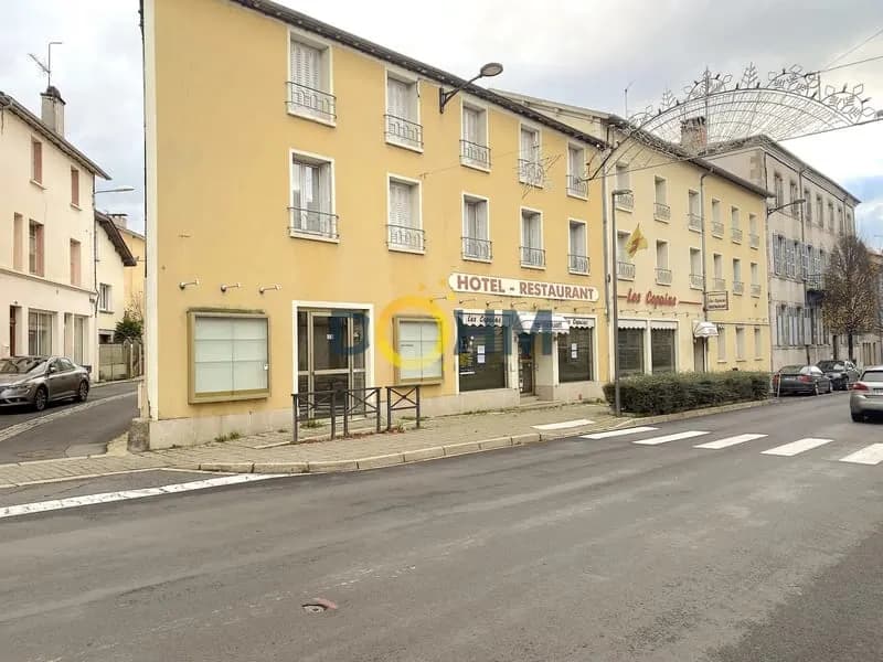 IMMEUBLE 820 M2 CENtRE VILLE AMBERT - Photo 1