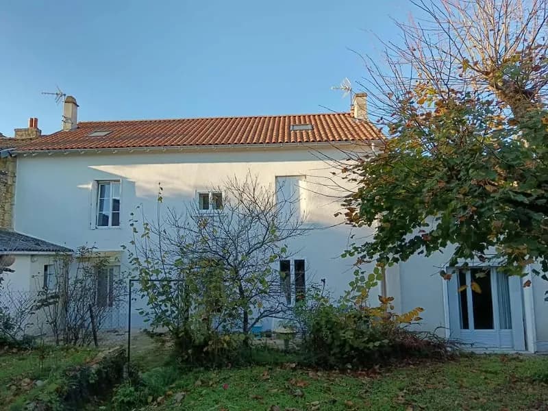 ENSEMBLE IMMOBILIER DE 2 HABITATIONS EN CENTRE VILLE - Photo 1