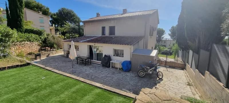 IMMEUBLE EN COPRO DE TROIS LOGEMENTS RENOVES - Photo 1