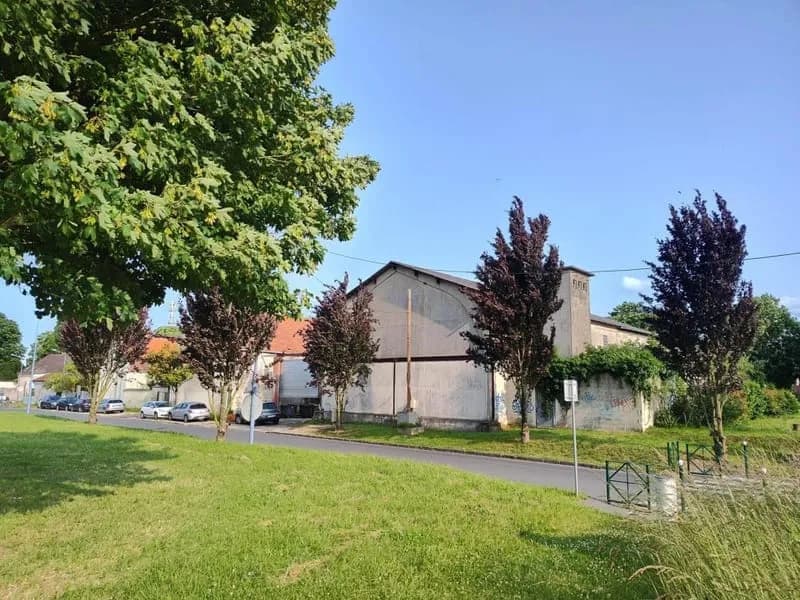 À VENDRE - ENSEMBLE IMMOBILIER MIXTE À MITRY-MORY 77290 - Photo 1