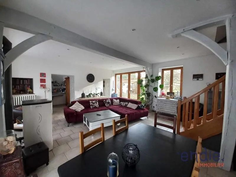 LURCY LEVIS : Ensemble Immobilier (365 m²) à vendre - Photo 1