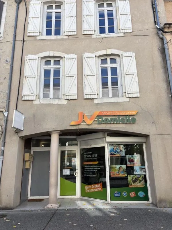 immeuble - Photo 1