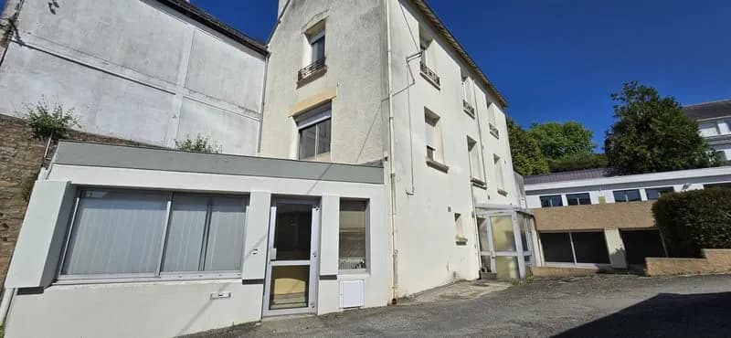 Immeuble de centre-ville ! - Photo 1