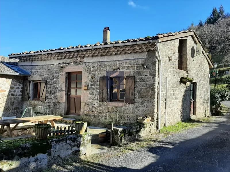 Ensemble immobilier de caractère en Ardèche - potentiel de 166 m2 habitables - Photo 1