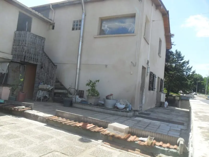 Immeuble de rapport 174 m² - Photo 1