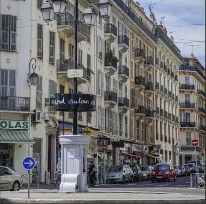 Immeuble de rapport Quartier Notre-Dame, Nice - Photo 1
