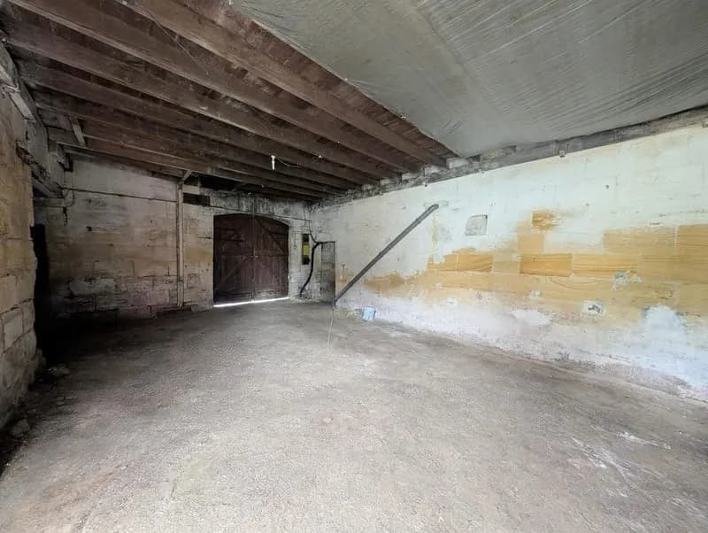 Immeuble 180 m² - Photo 1