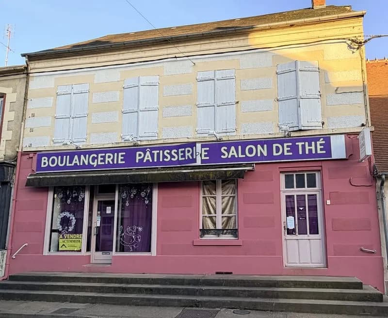 Local artisanal avec appartement centre-ville de Prémery - Photo 1