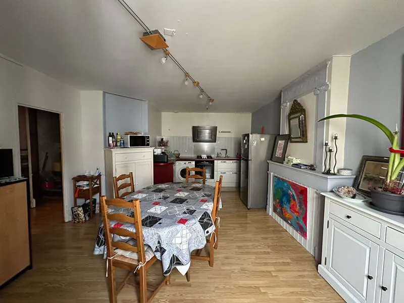 Immeuble 5 pièces 180 m² - Photo 1
