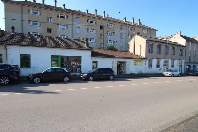 EXCLUSIVITE à AUTUN, immeuble à usage commercial en emplacement No1. - Photo 1
