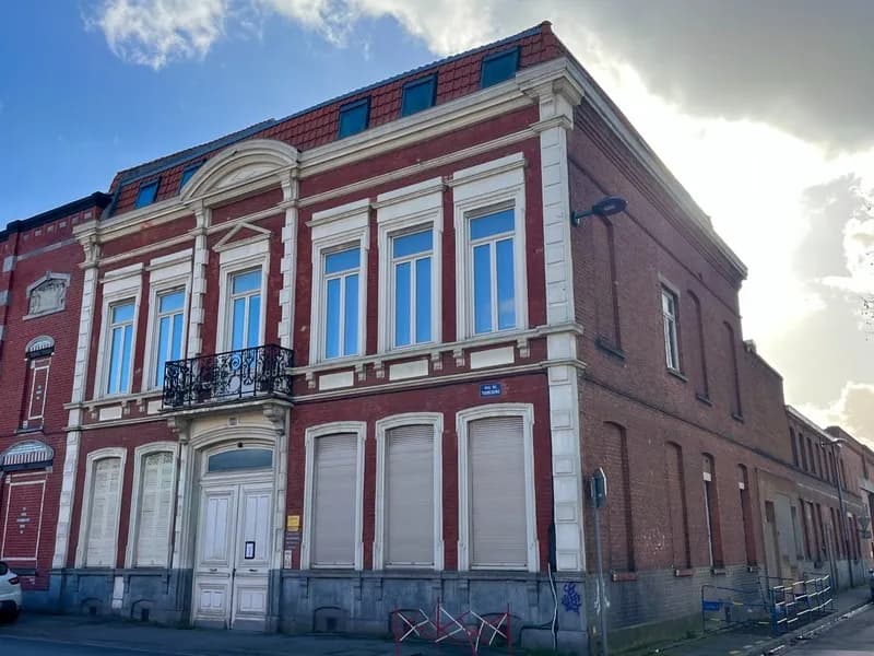 immeuble de rapport - 640 m² - Fort potentiel de transformation - Roubaix quartier Alma / limite Union - Photo 1