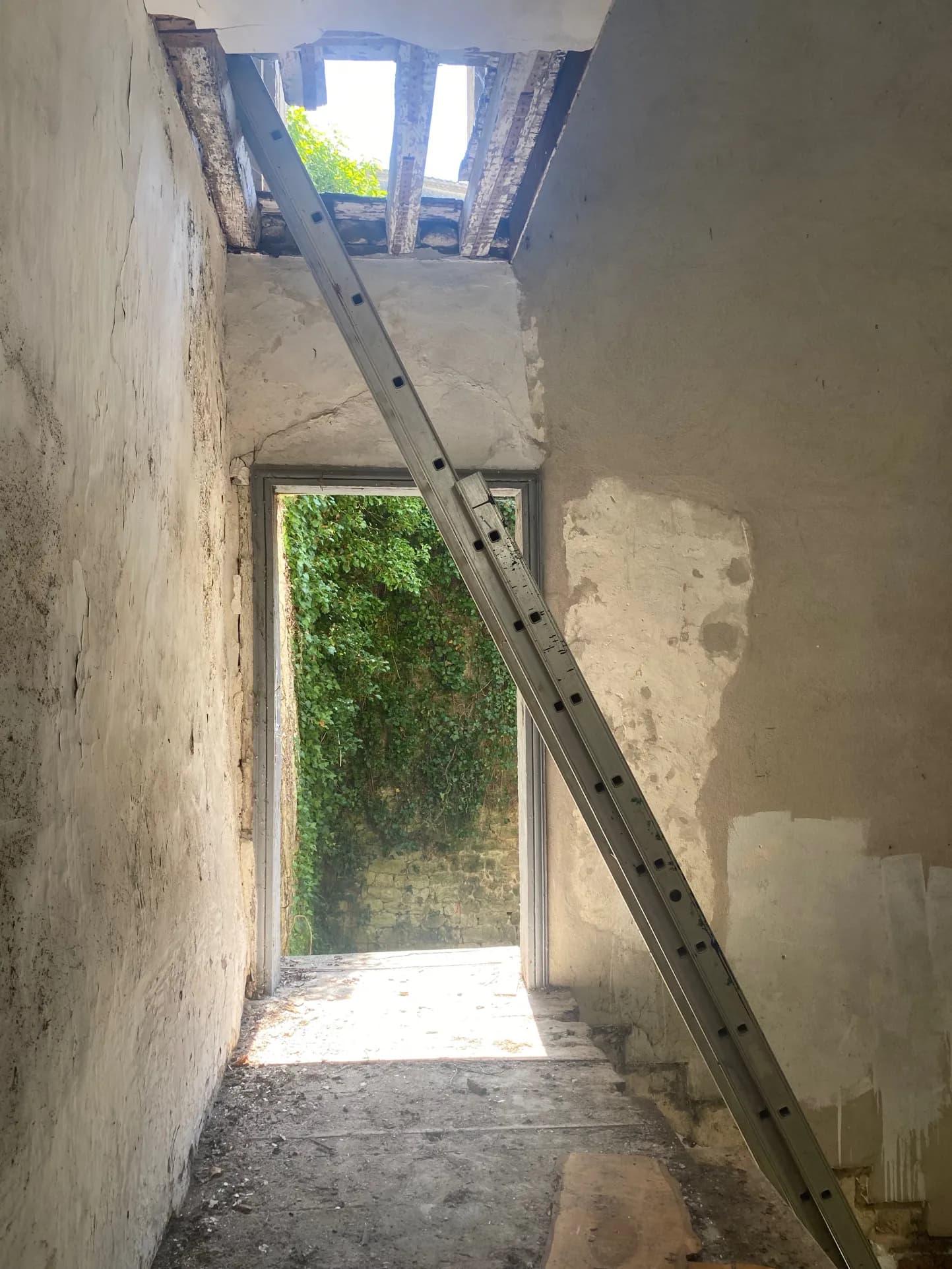 ENSEMBLE IMMOBILIER A RÉHABILITER EN PLEIN COEUR DE BAZAS - Photo 1