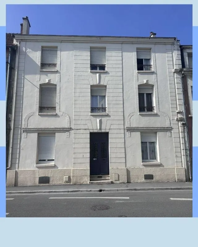 IMMEUBLE DE RAPPORT - REIMS - PLACE LUTON - Photo 1