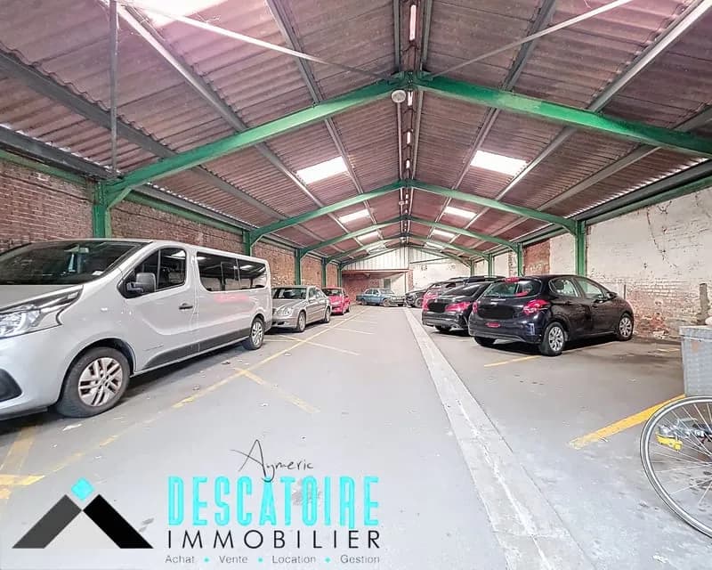Immeuble - Photo 1
