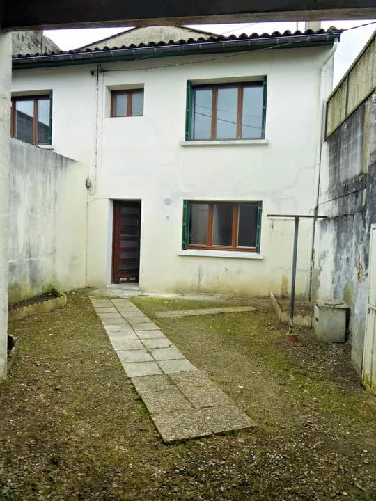 Immeuble locatif - Photo 1