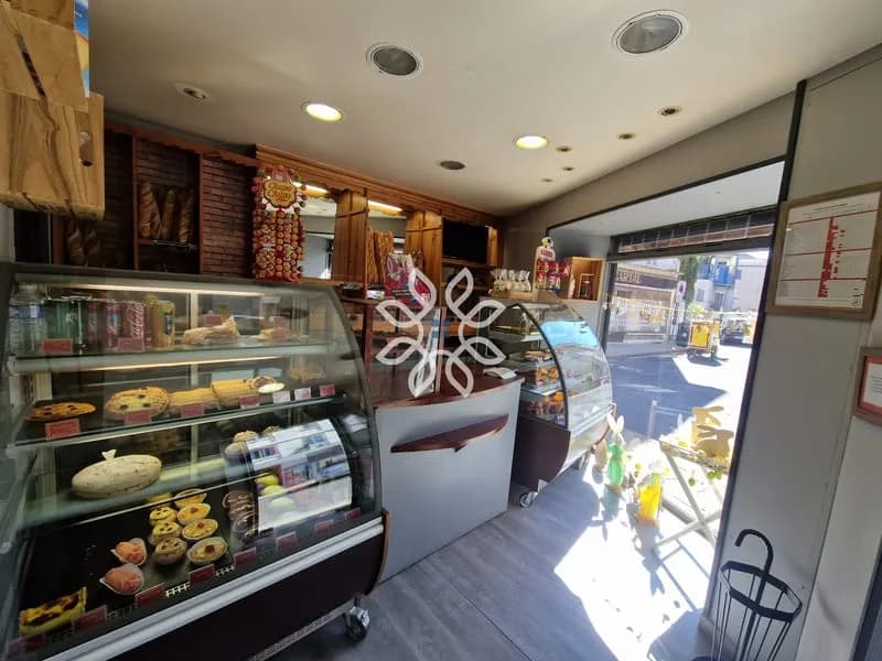Boulangerie+ Fonds de commerce+ Ensemble immobilier avec fort potentiel - Photo 1