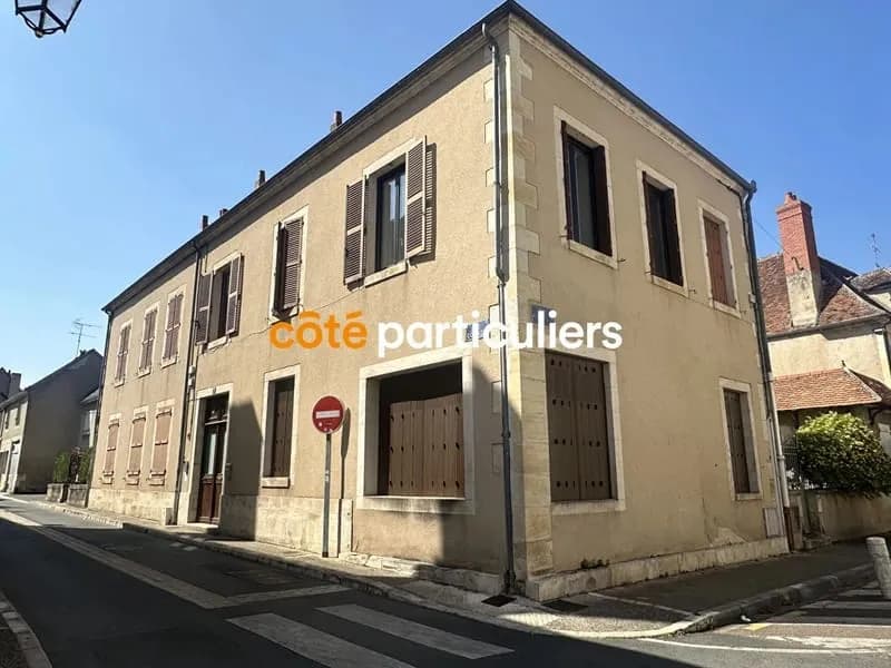 Immeuble 10 pièces 250 m² - Photo 1