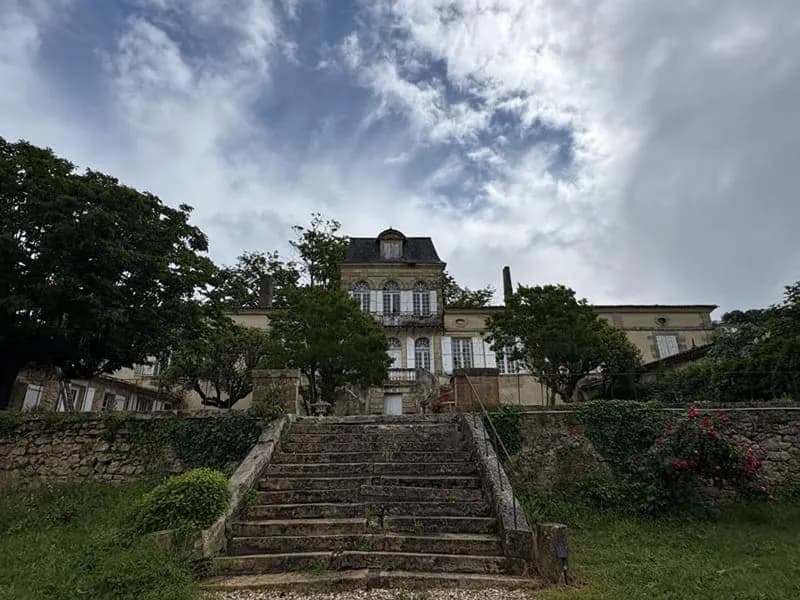 DOMAINE AVEC CHATEAU, CHEF-D'OEUVRE LOUIS XV - Photo 1