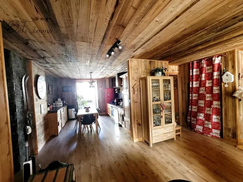 À vendre Immeuble avec local commercial et habitation Centre de Modane ville - Photo 1